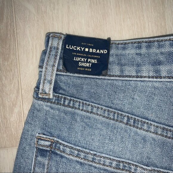 Lucky Brand Jean Shorts Size 28 Blue Denim Multicolour Pompoms Lucky‎ Pins NWT - Picture 13 of 13